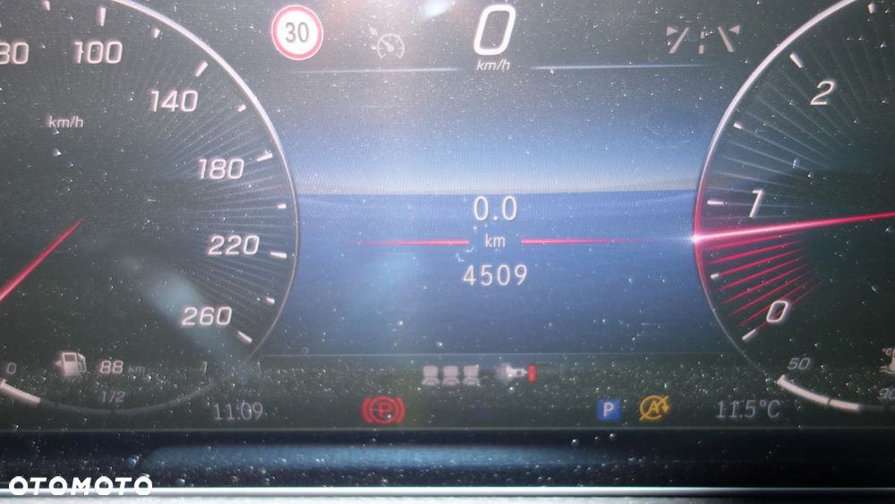 Mercedes-Benz GLA 200 d 4-Matic AMG Line 8G-DCT - 19