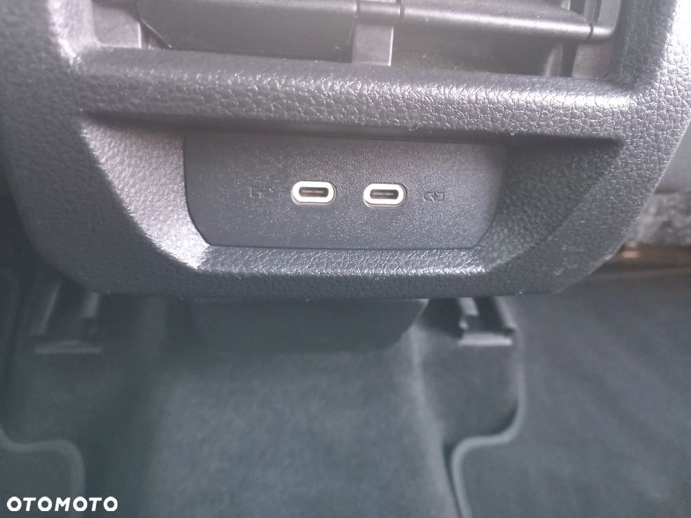 Volkswagen Caddy Maxi 2.0 TDI Comfortline 4Motion - 27