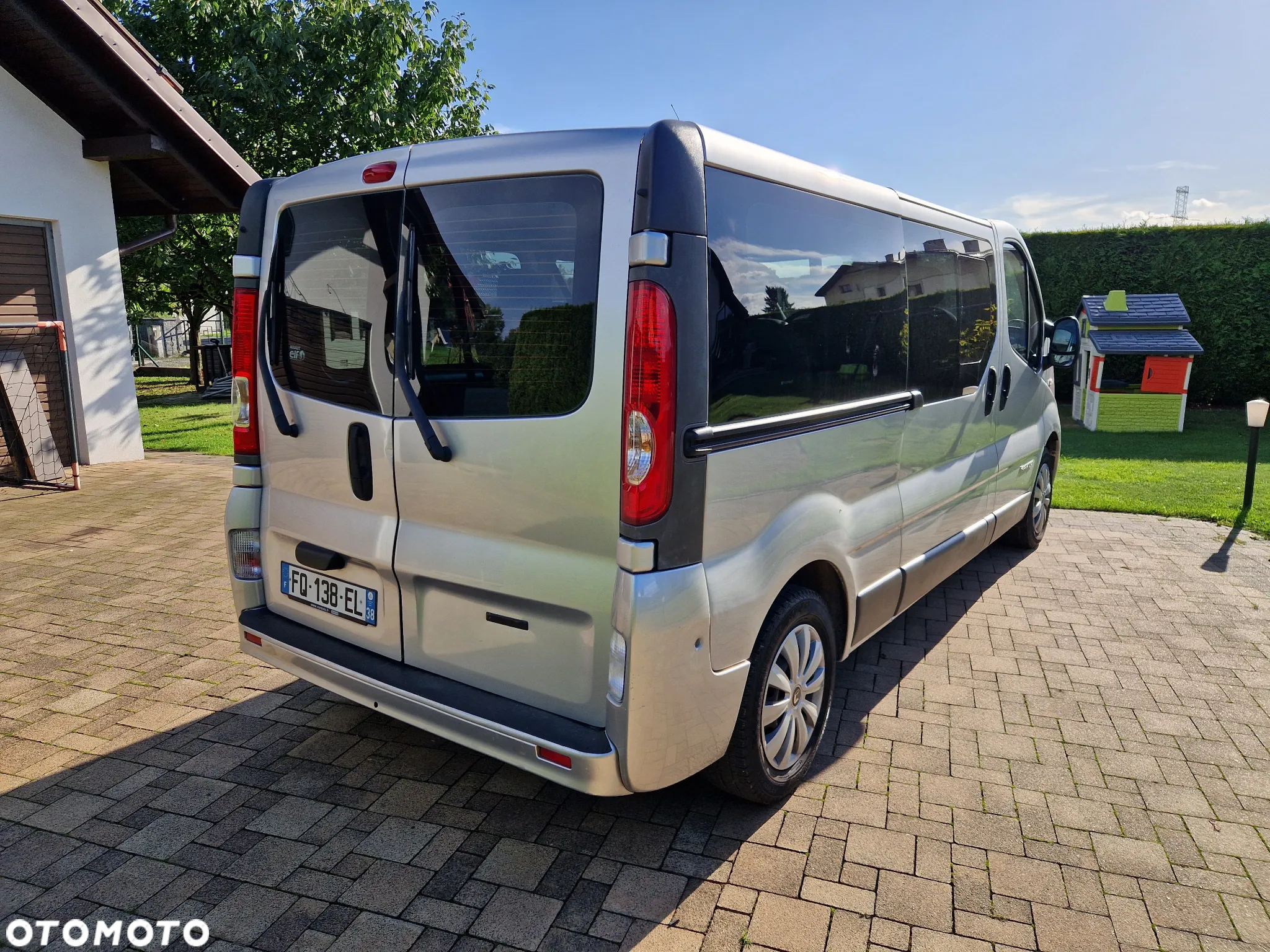 Renault Trafic 2.0 dCi 115 Passenger FAP L2H1 Expression - 4