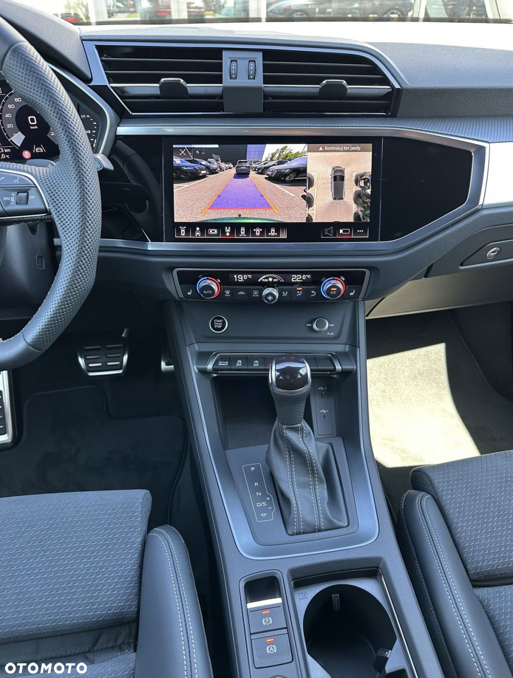 Audi Q3 - 19