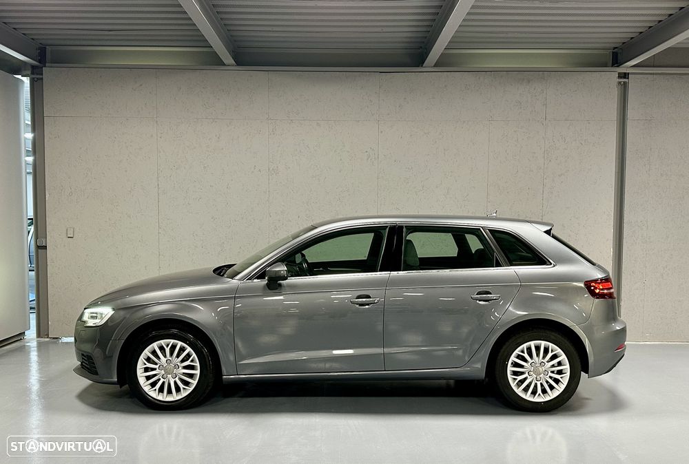 Audi A3 Sportback 30 TDI Design S tronic - 18