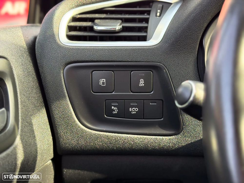 Citroën C4 1.6 BlueHDi Feel - 22