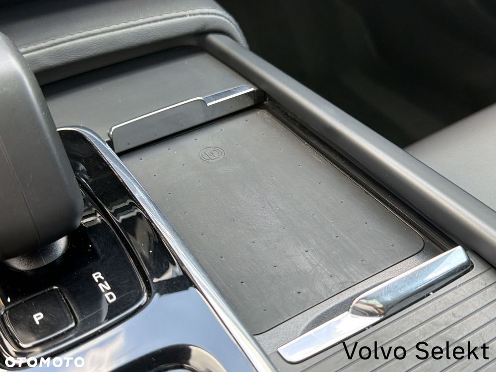Volvo V90 Cross Country - 28