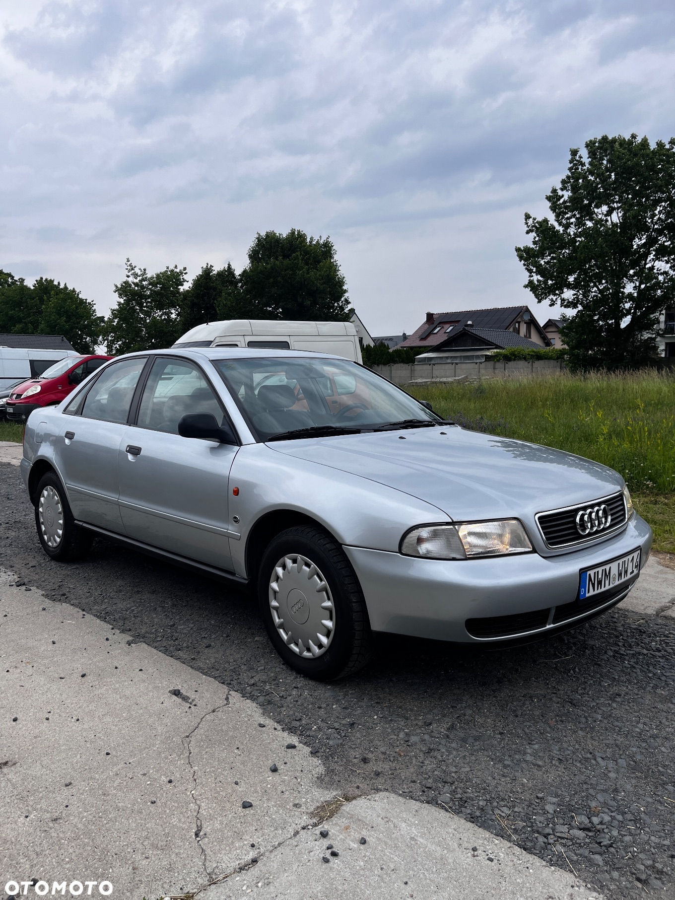Audi A4 1.6 - 4