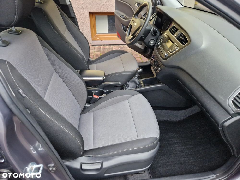 Hyundai i20 1.2 Classic Plus - 12