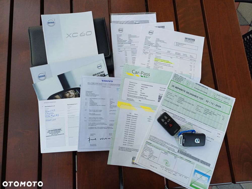 Volvo XC 60 D3 Geartronic Momentum - 34
