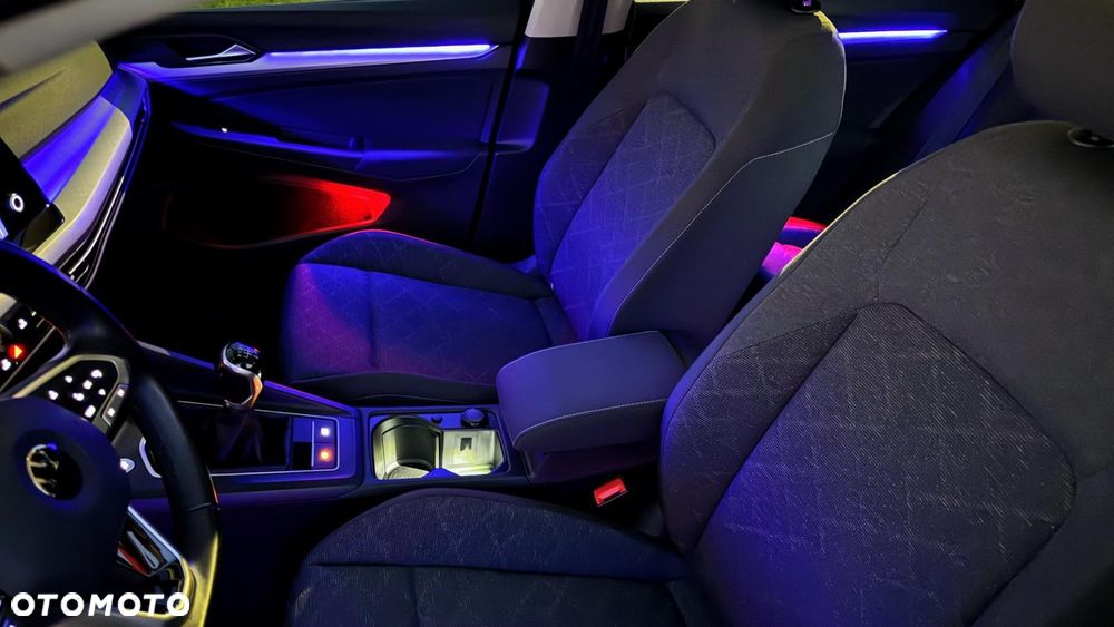 Volkswagen Golf VIII 2.0 TDI Life - 27