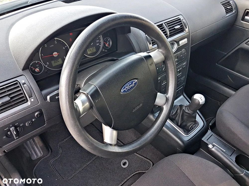 Ford Mondeo 2.0 TDCI Ambiente - 11
