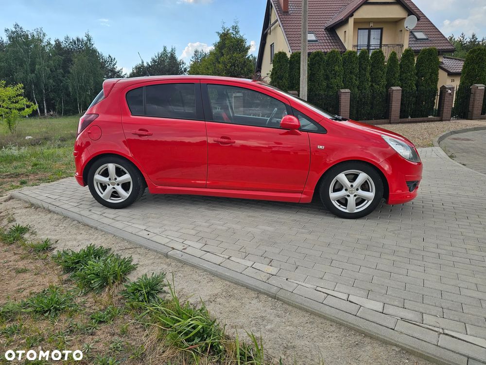 Opel Corsa 1.6T GSI - 3