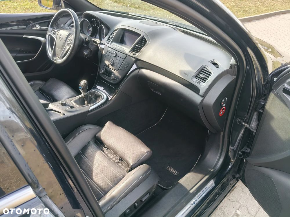 Opel Insignia 2.8 V6 Turbo 4x4 OPC - 13