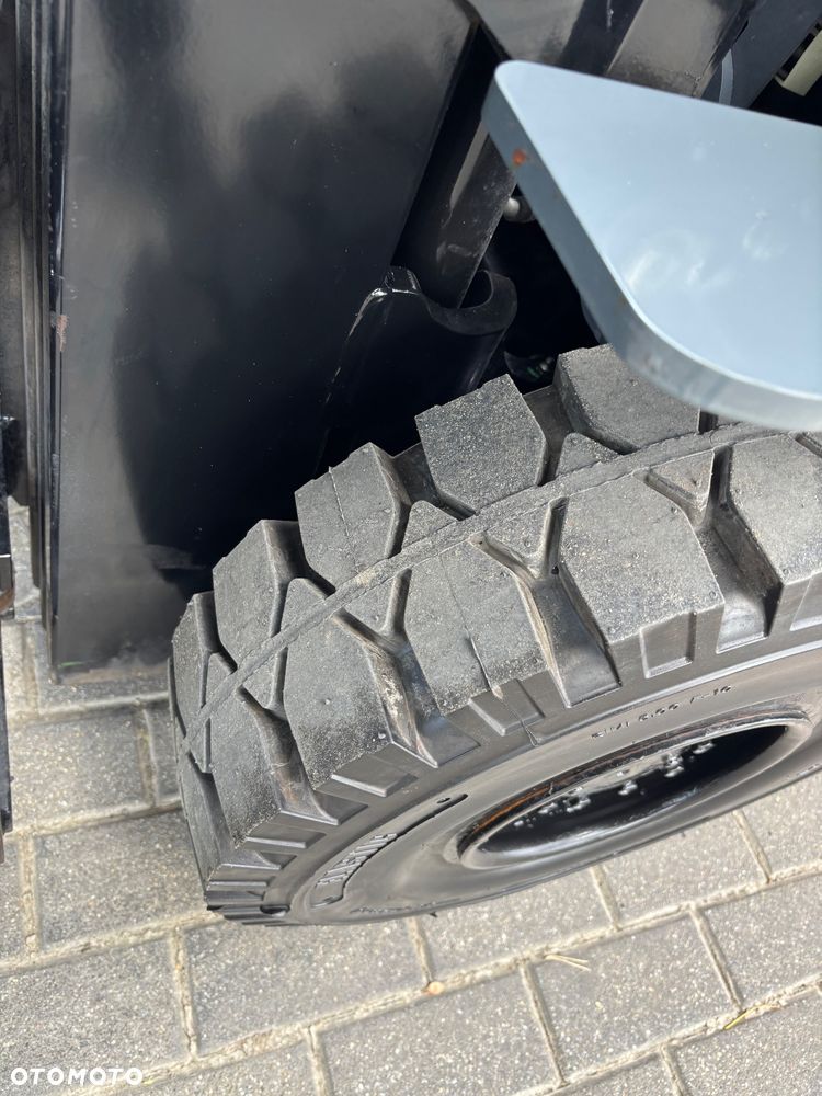 Toyota wózek widłowy 8FGF18 GWARANCJA LPG benzyna triplex PERFEKCYJNY 46800 NETTO - 8