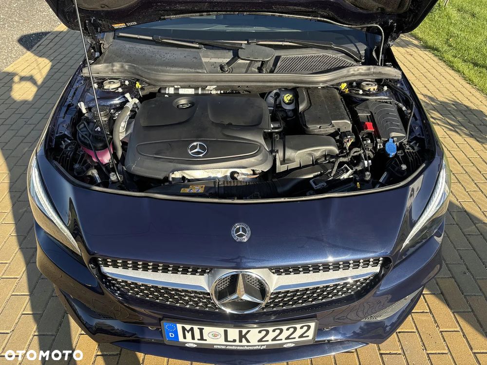 Mercedes-Benz CLA 200 7G-DCT AMG Line - 14