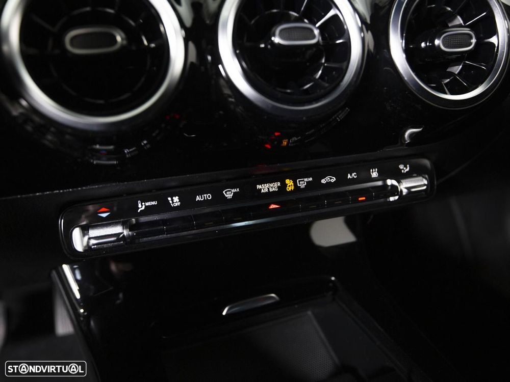 Mercedes-Benz A 250 e Style Plus - 29