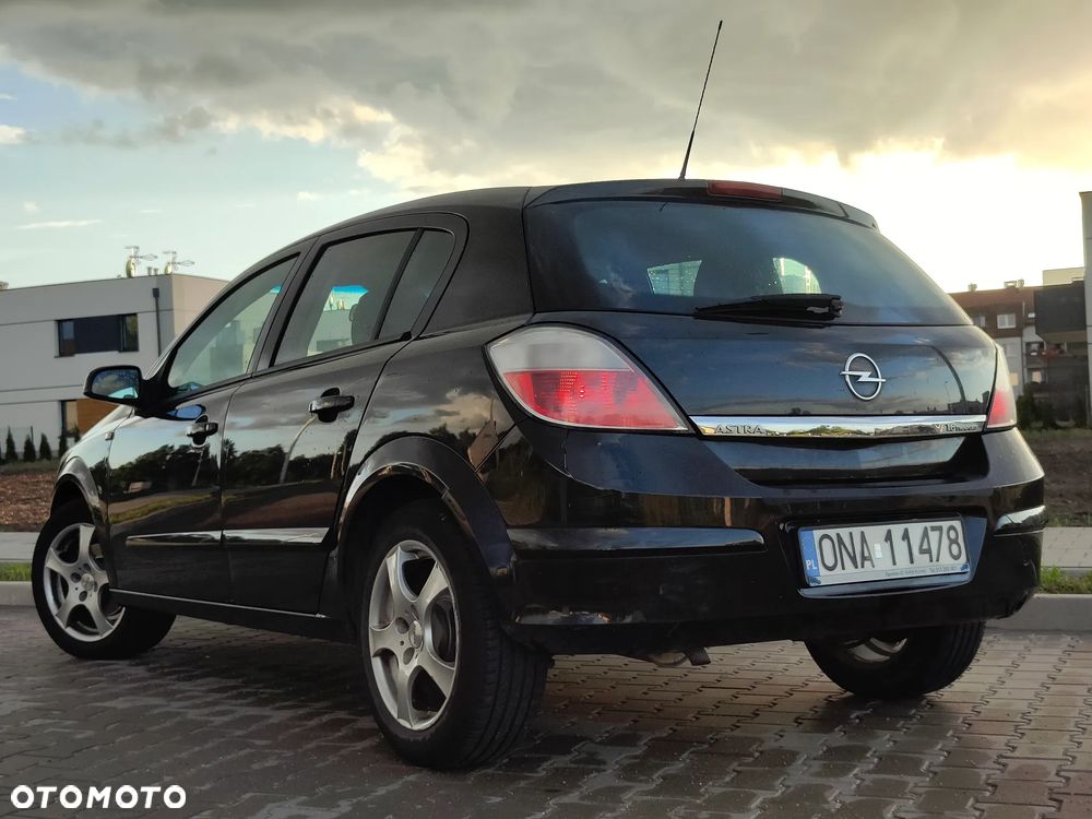 Opel Astra 1.6 Enjoy - 7
