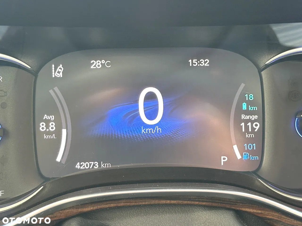 Chrysler Pacifica - 25