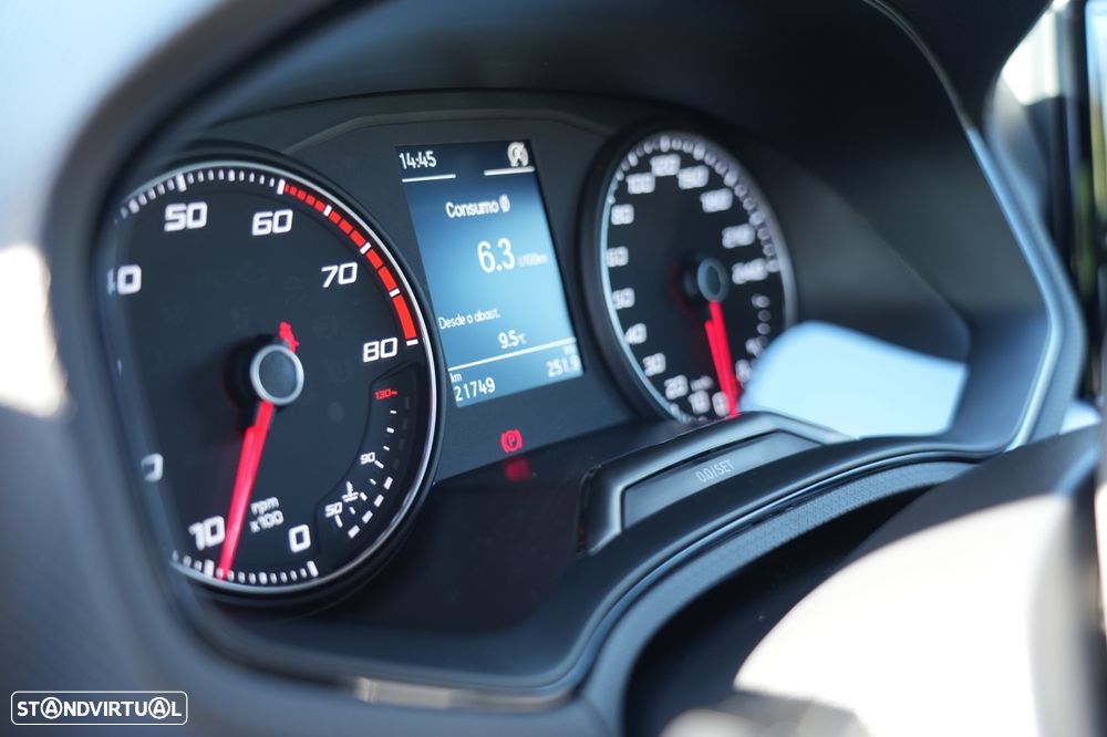 SEAT Arona 1.0 TSI FR - 27