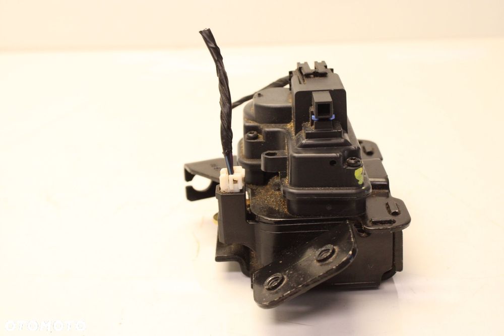 JEEP COMPASS I 06R- ZAMEK KLAPY BAGAŻNIKA TYŁ - 6