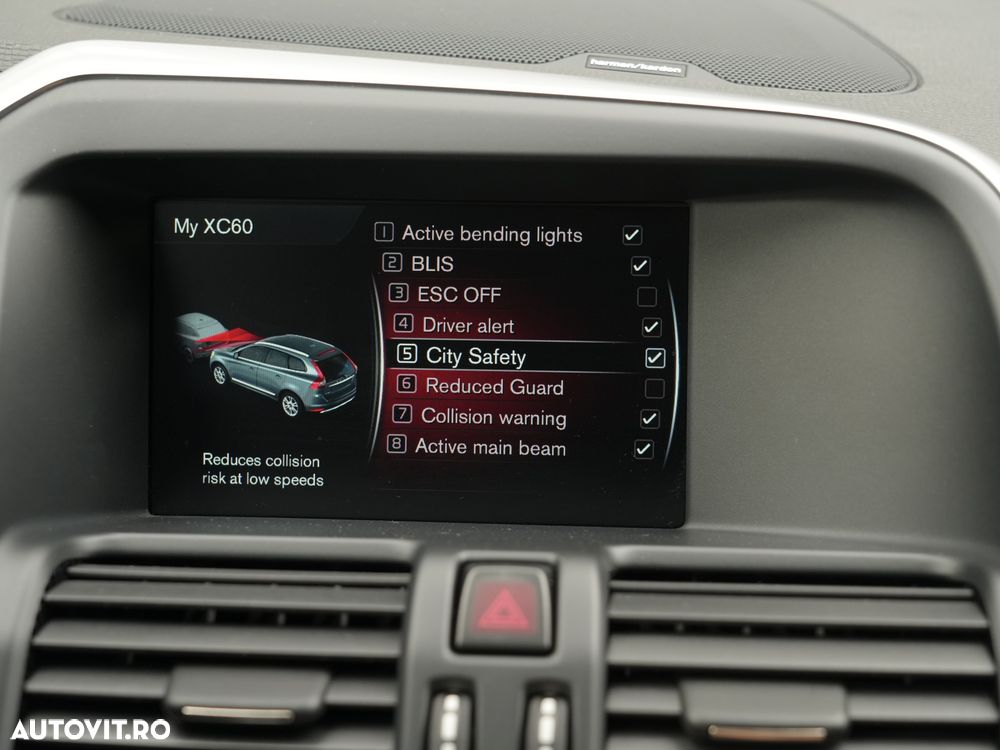 Volvo XC 60 D5 AWD Geartronic Summum - 34
