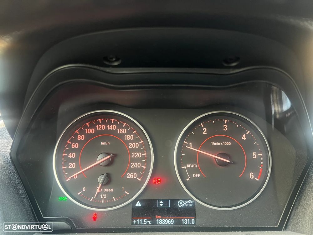 BMW 116 d Pack M - 3