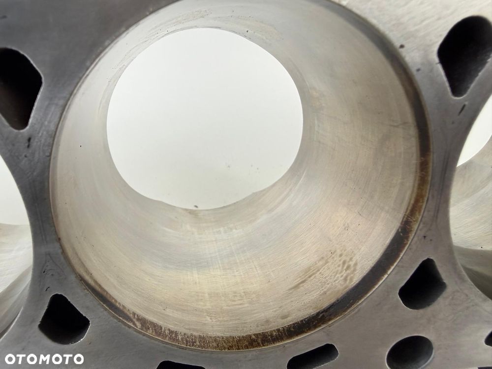 Cylinder tłoki Yamaha YZF-R1 RN32 RN49 RN65 MT 10 - 13