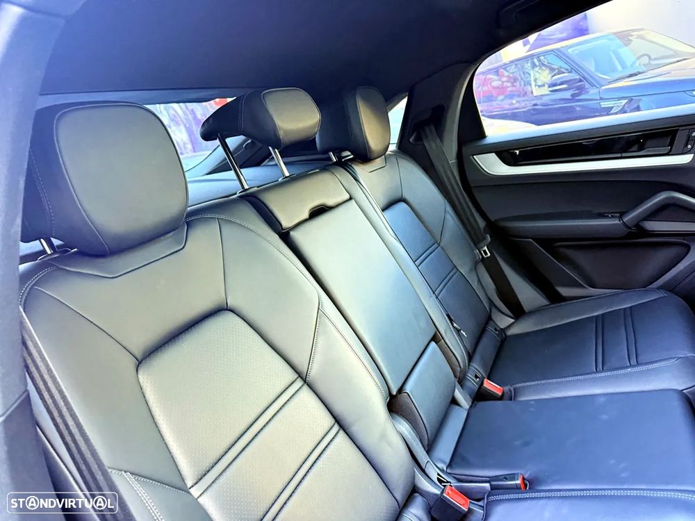 Porsche Cayenne Coupé S E-Hybrid - 35