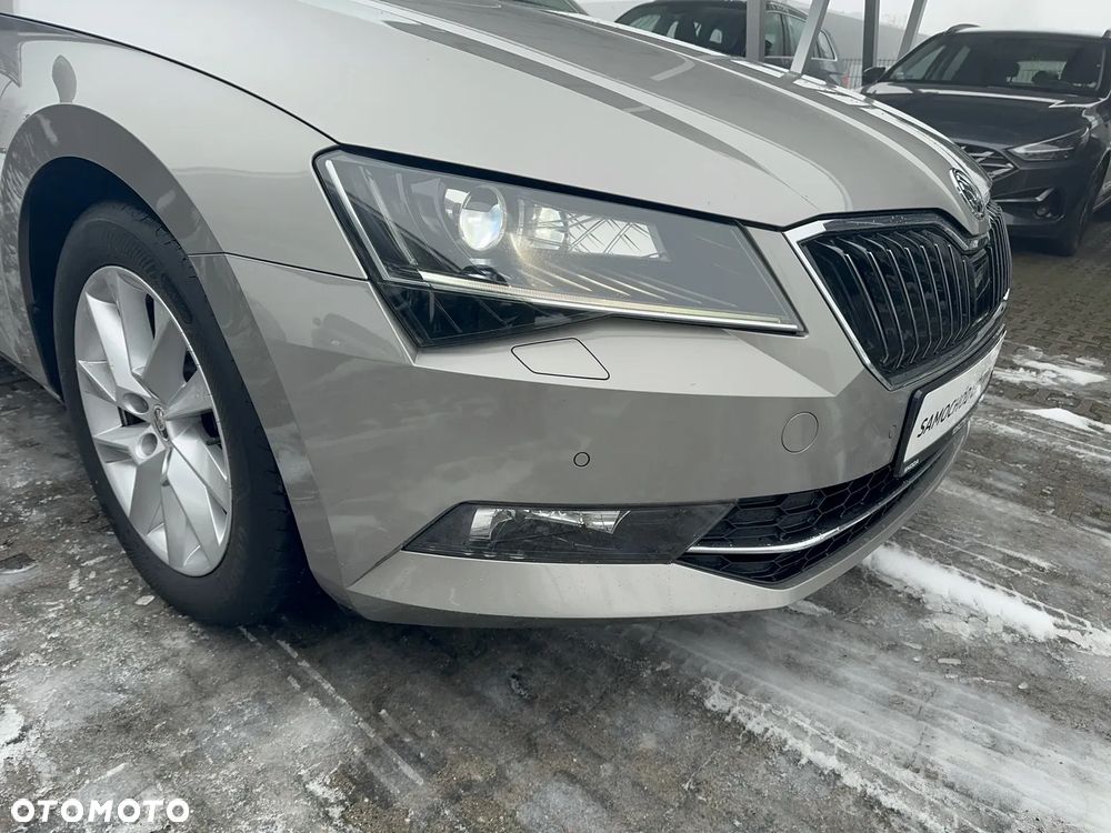 Skoda Superb 1.8 TSI Ambition - 9