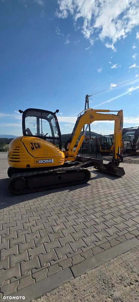 JCB 8052 - 7