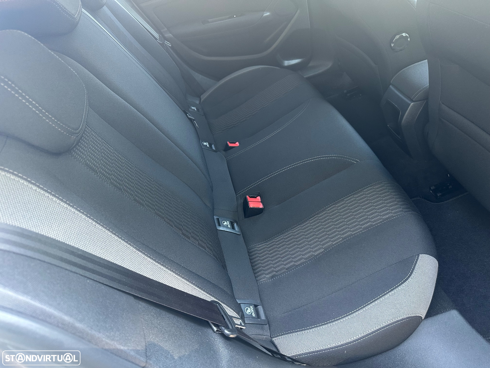 Peugeot 308 1.6 BlueHDi Style - 17