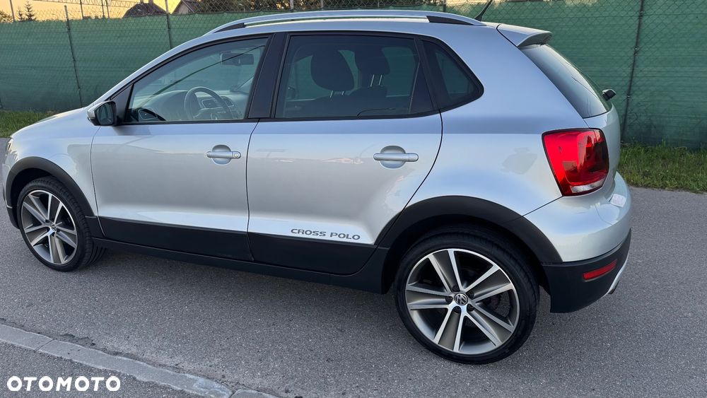 Volkswagen Polo Cross - 12