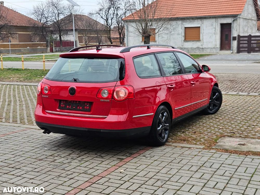 Volkswagen Passat Variant 1.9 TDI DPF BlueMotion - 4