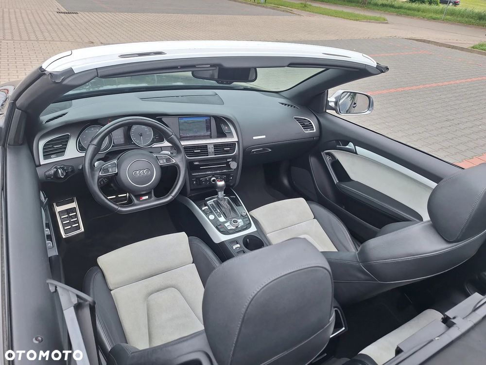 Audi S5 Cabrio - 8