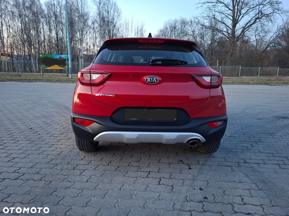 Kia Stonic - 10