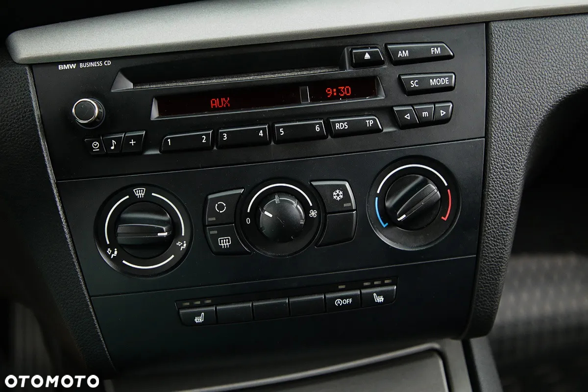 BMW Seria 1 - 24