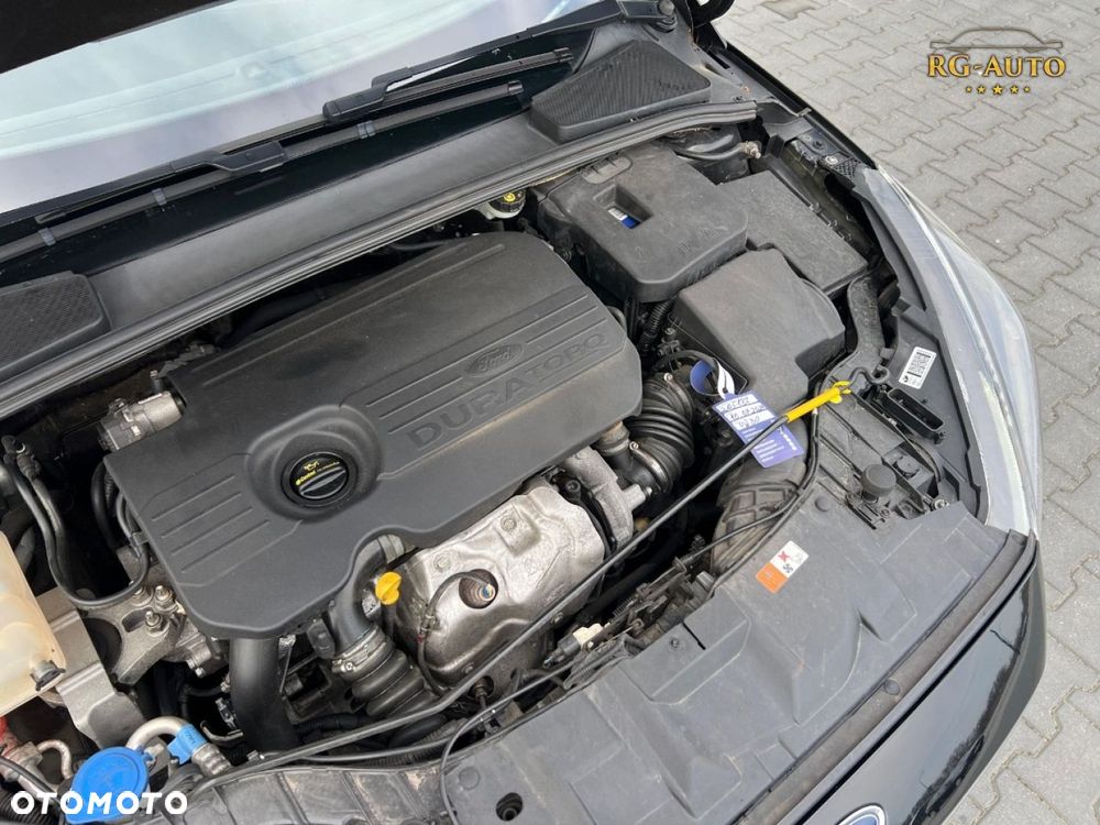 Ford Focus - 22