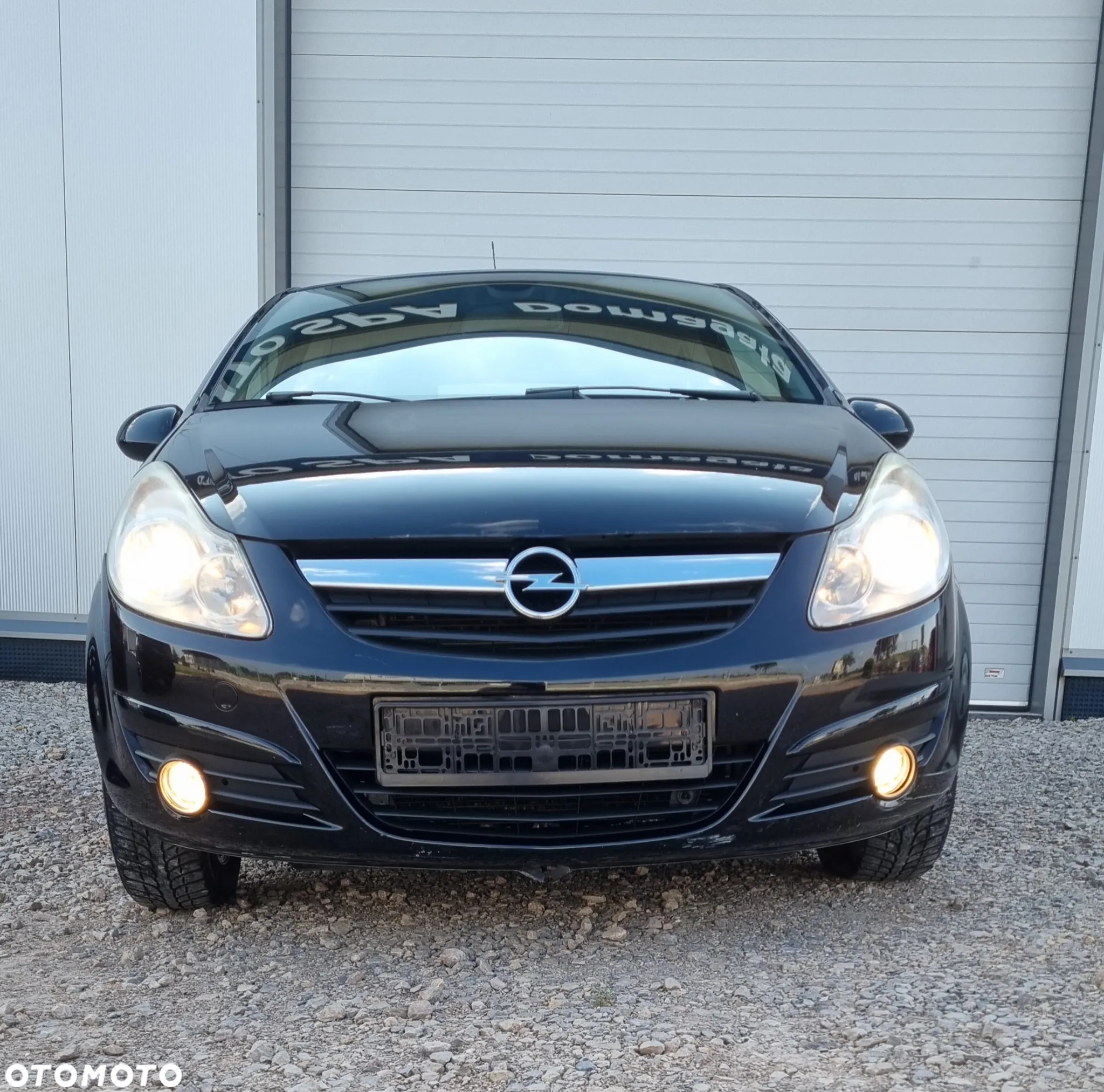 Opel Corsa 1.2 16V - 2