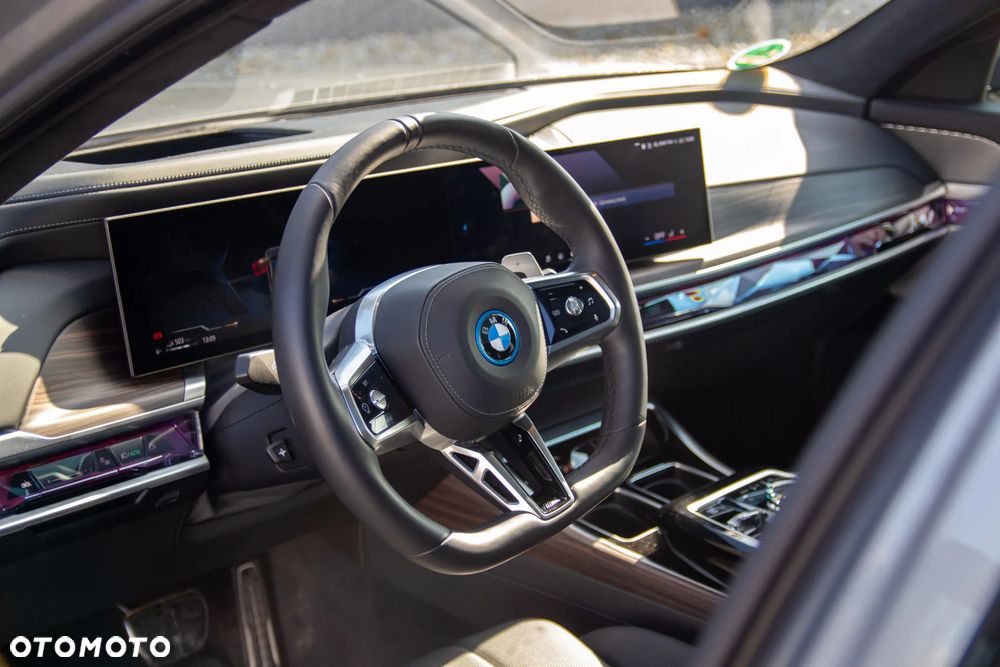 BMW Seria 7 - 14