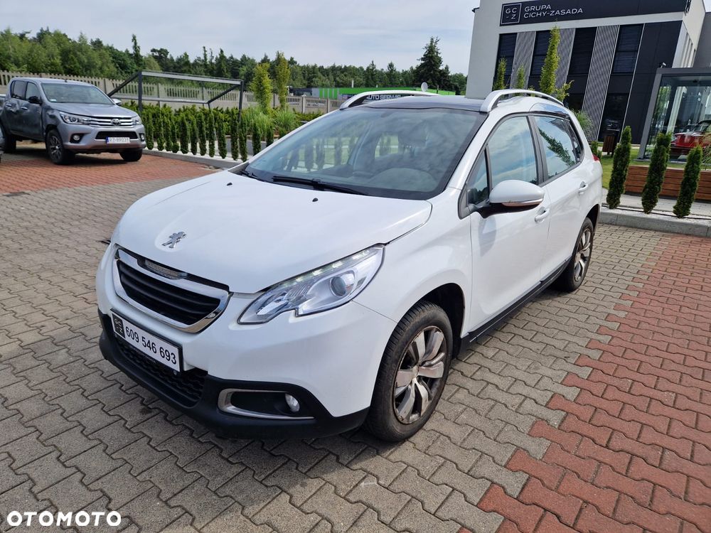 Peugeot 2008 1.2 Pure Tech Style - 1