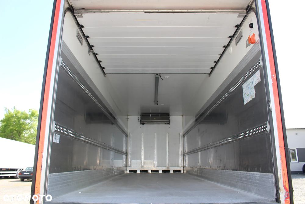 Renault D320 CHŁODNIA/*CARRIER* 1050mt / FRC 12.2026 / KAB.SYPIALNA/ EURO 6/*SERIWIS*/ SUPER STAN - 11