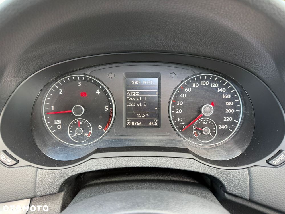 Volkswagen Sharan 2.0 TDI 4MOTION (BlueMotion Technology) Highline - 27