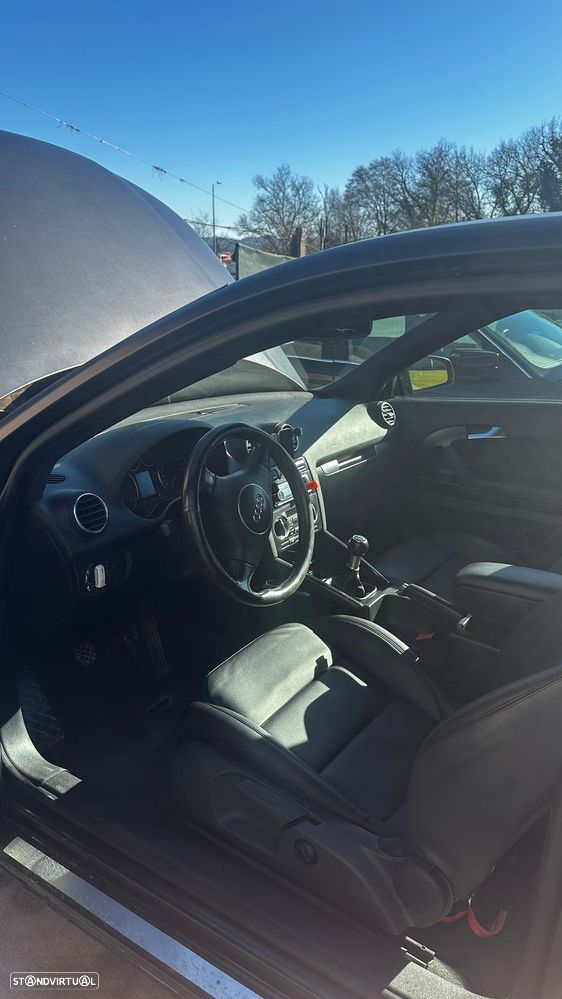 Audi A3 2.0 TDI Ambiente - 2
