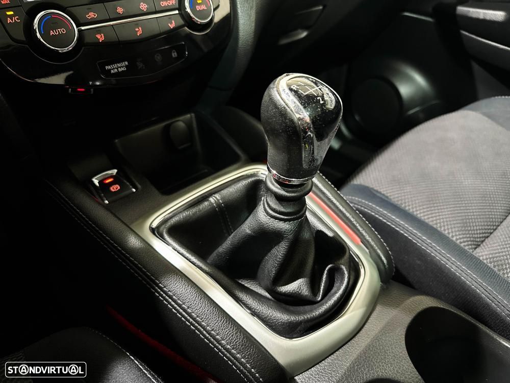 Nissan Qashqai 1.5 dCi N-Connecta Led - 48