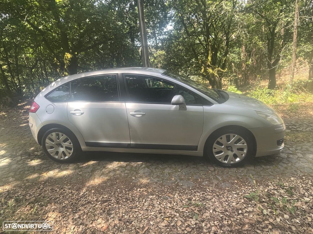 Citroën C4 1.6 HDi 110 VTR Pack - 11