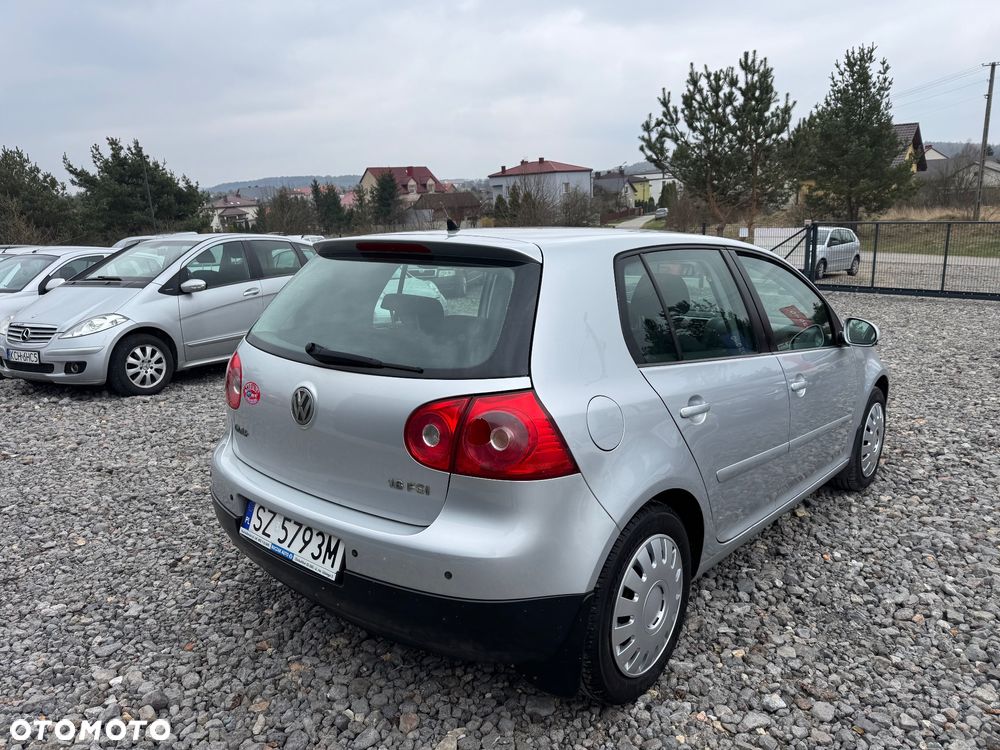 Volkswagen Golf 1.6 FSI Comfortline - 2