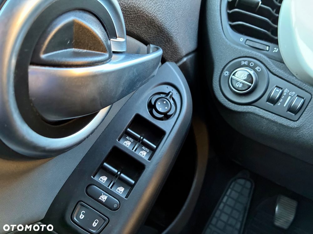 Fiat 500X 1.4 MultiAir Cross Plus Traction+ - 32