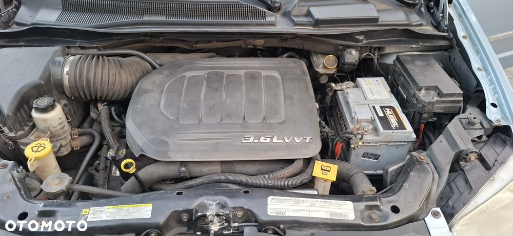 Chrysler Town & Country 3.6 Touring - 10