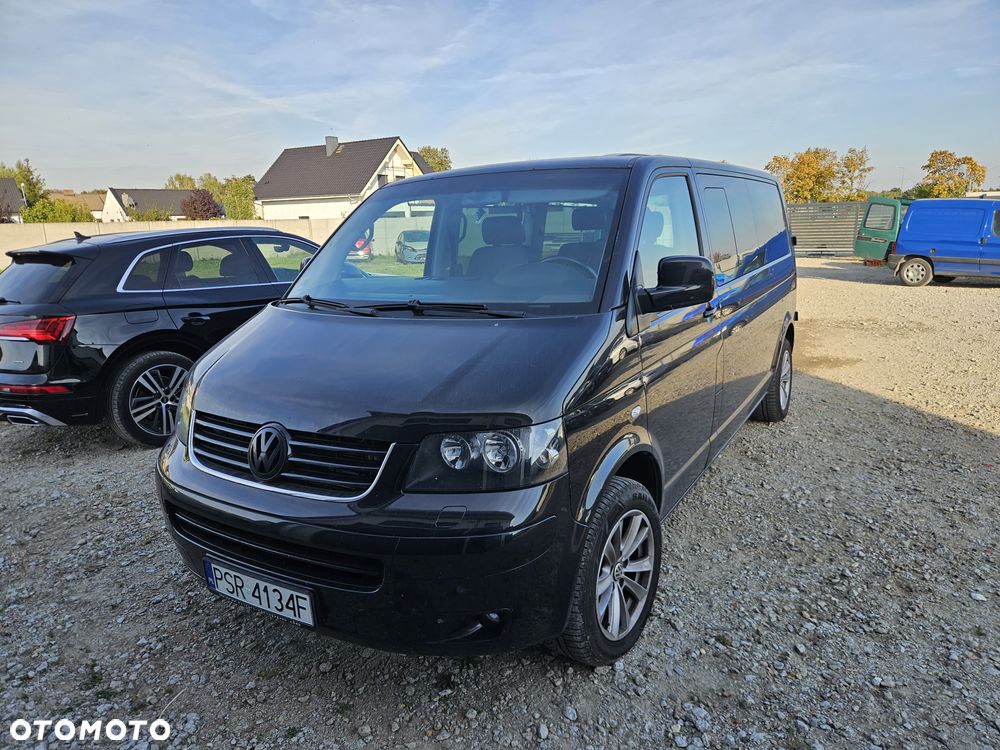 Volkswagen Caravelle - 14
