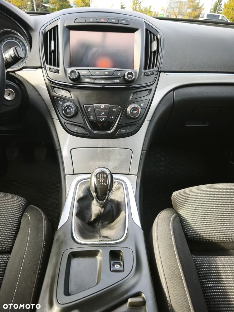 Opel Insignia - 16