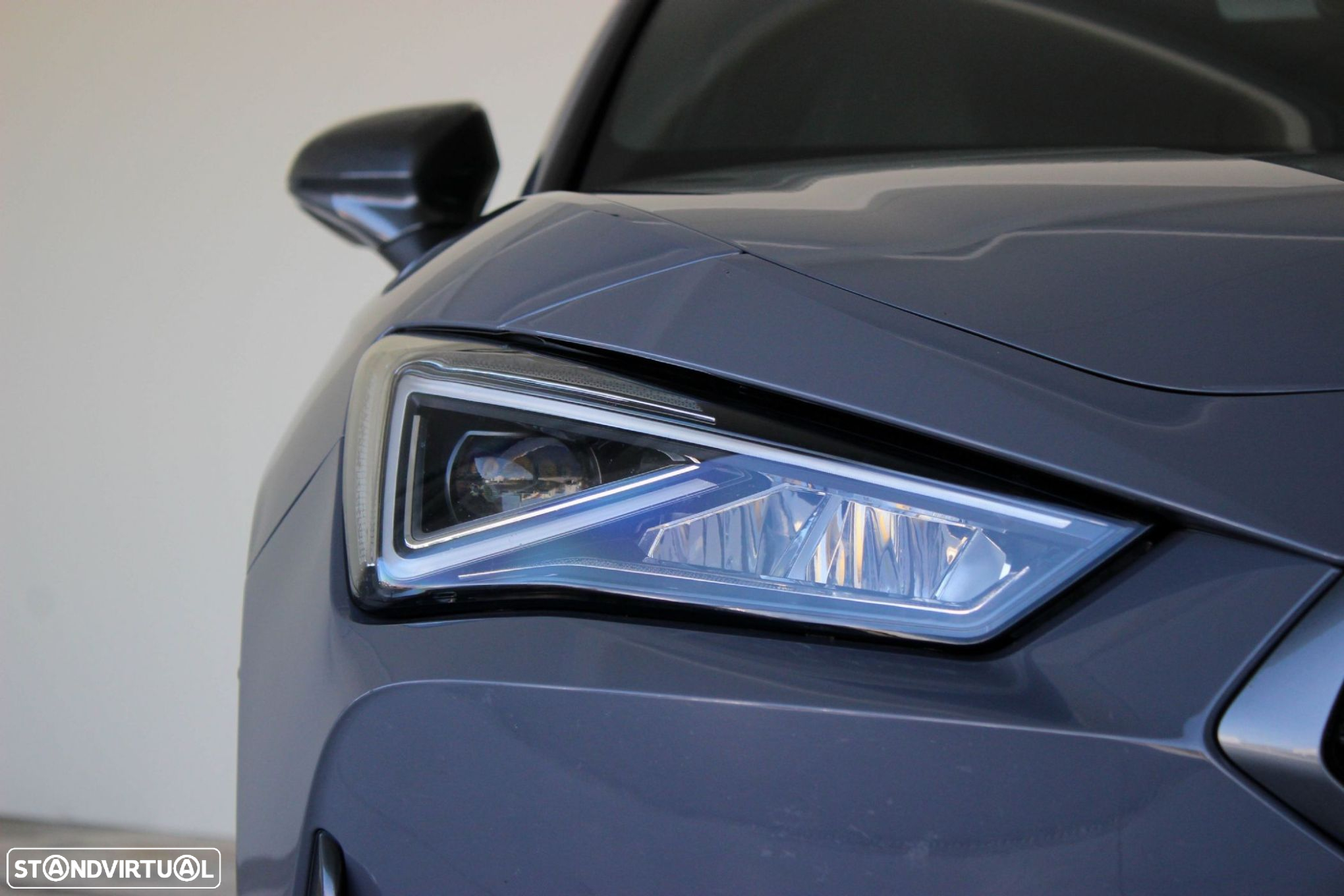 Cupra Leon 1.5 eTSI MID DSG - 3