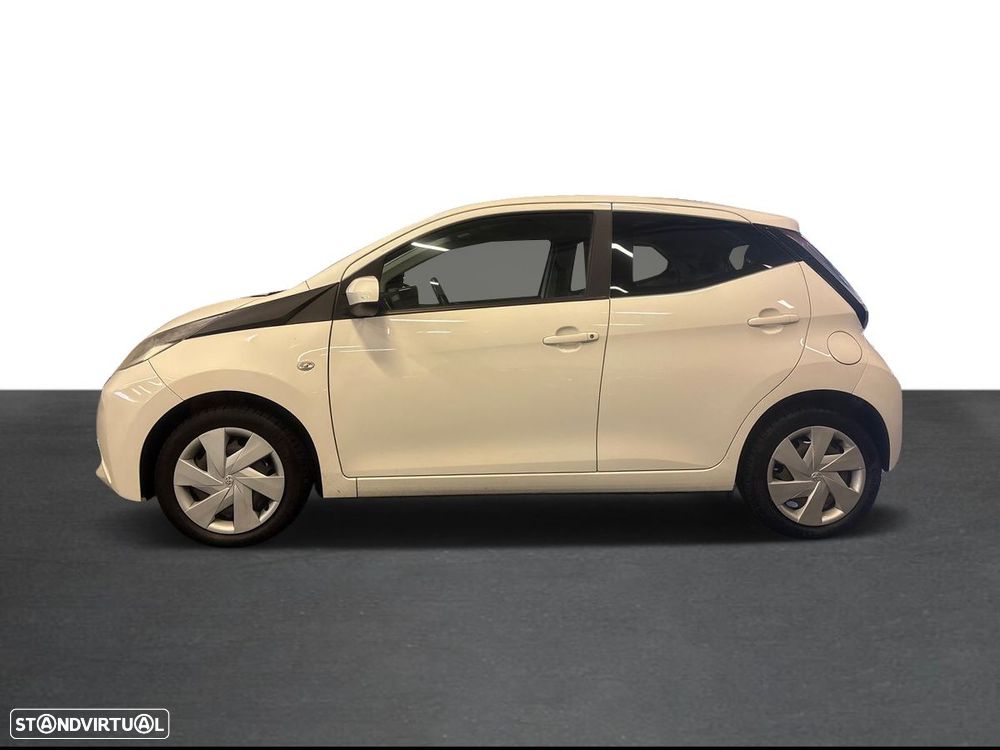 Toyota Aygo 1.0 X-Play - 4
