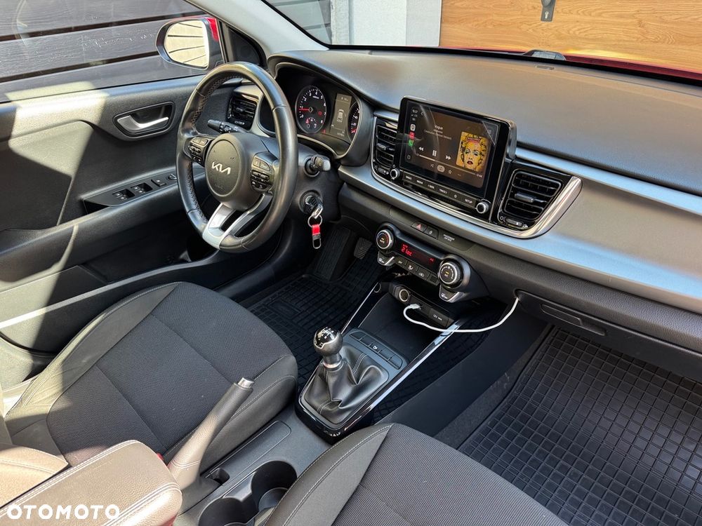 Kia Rio 1.2 L - 13